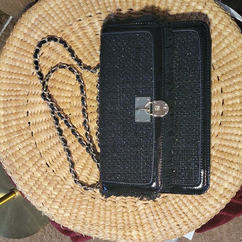 Anne Klein black shoulder bag.